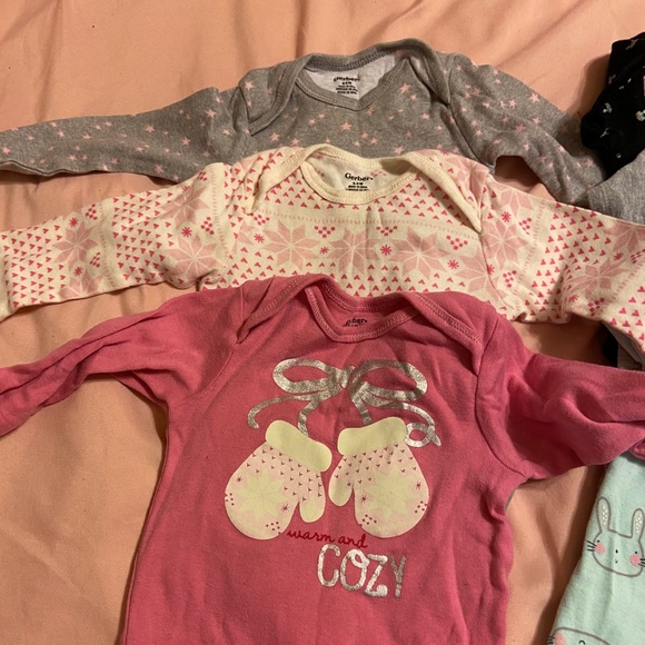 Bundle of 9 onesies:  all 6-9 months - Picture 2 of 4